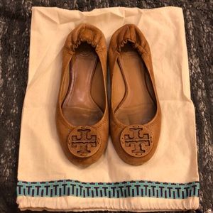 Tory Burch size 8 camel colored flats